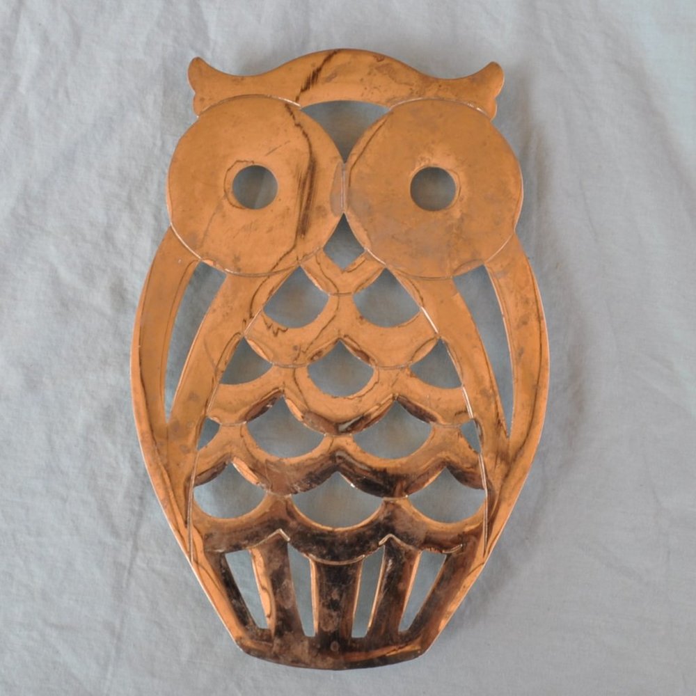 F.B. Rogers Italy vintage owl trivet silver plated zinc? (566w)